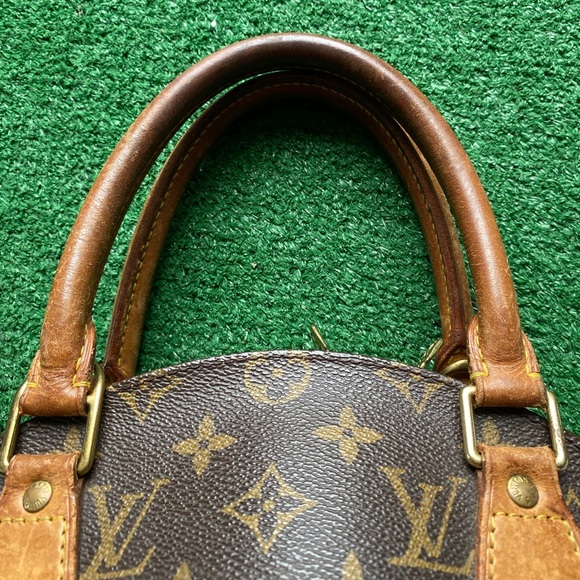 Extra pics. Authentic Louis Vuitton Bag - Picture 10 of 12